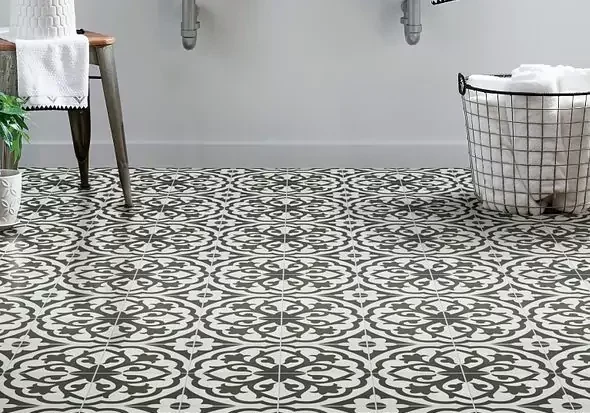 Patterned tile